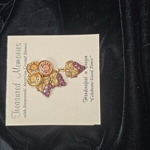 Treasured Memories "Celebrate Good Times" Brooch, Made in Oregon 2000s #979